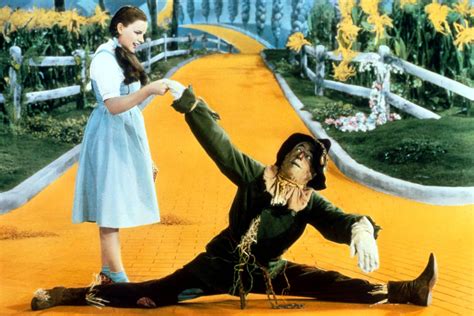 The Wizard of Oz!  A Timeless Classic with Dazzling Effects and Memorable Characters